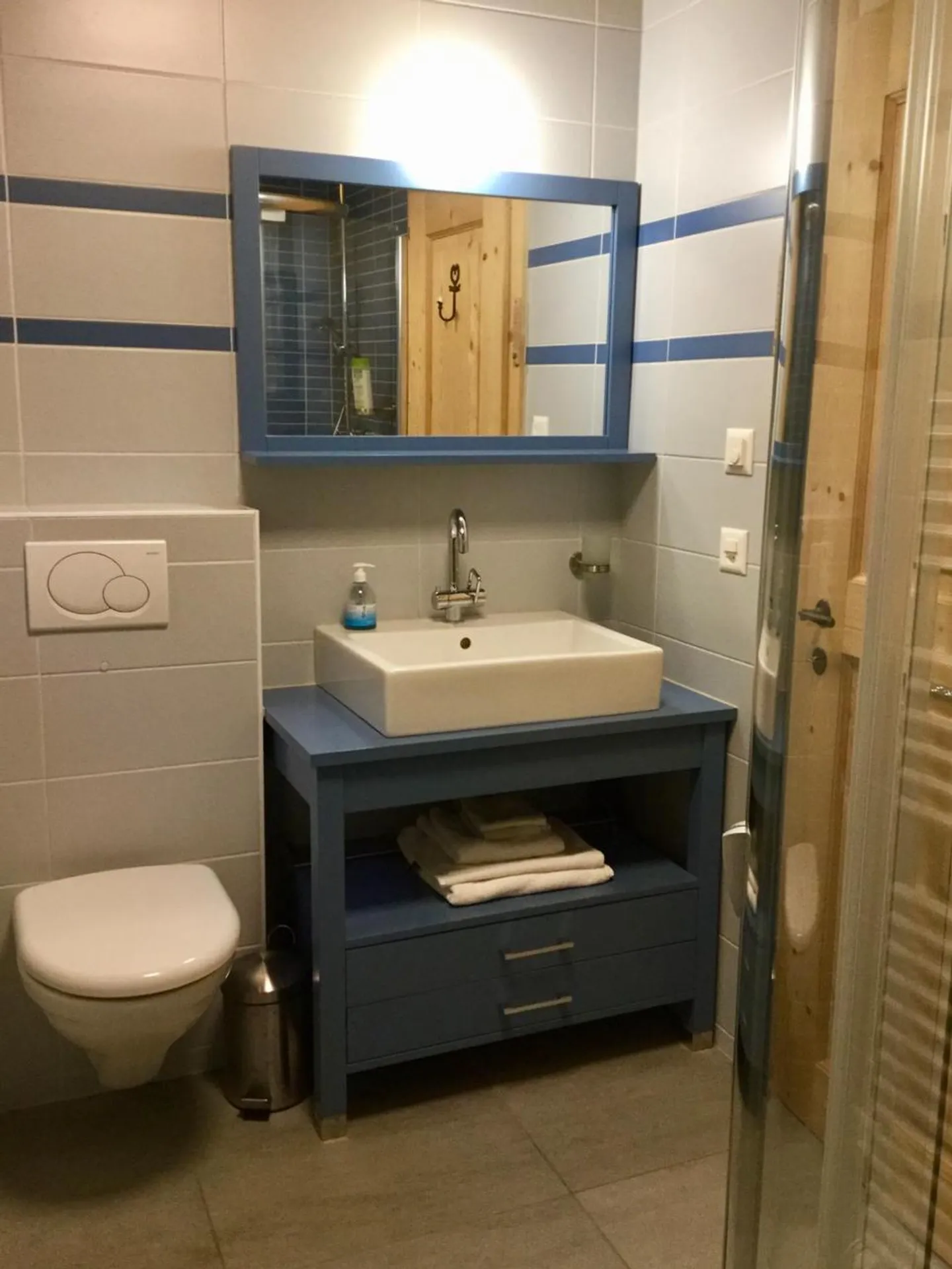 For rent very nice mazot in the Tzoumaz resort - Photo 7 of 7