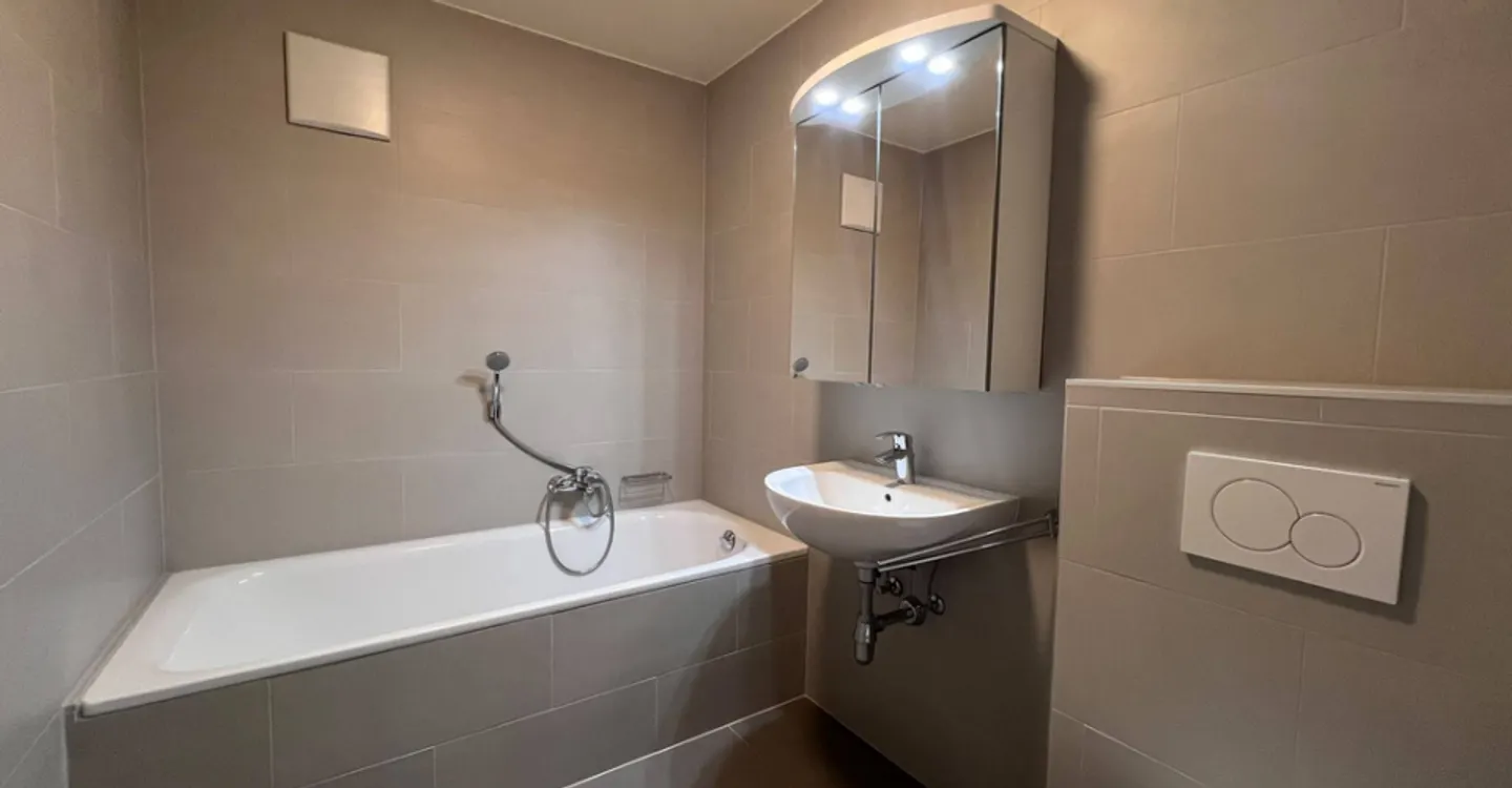 Zu vermieten - Schönes 2,5-Zimmer-Apartment im 3. Stock - Foto 4 von 6