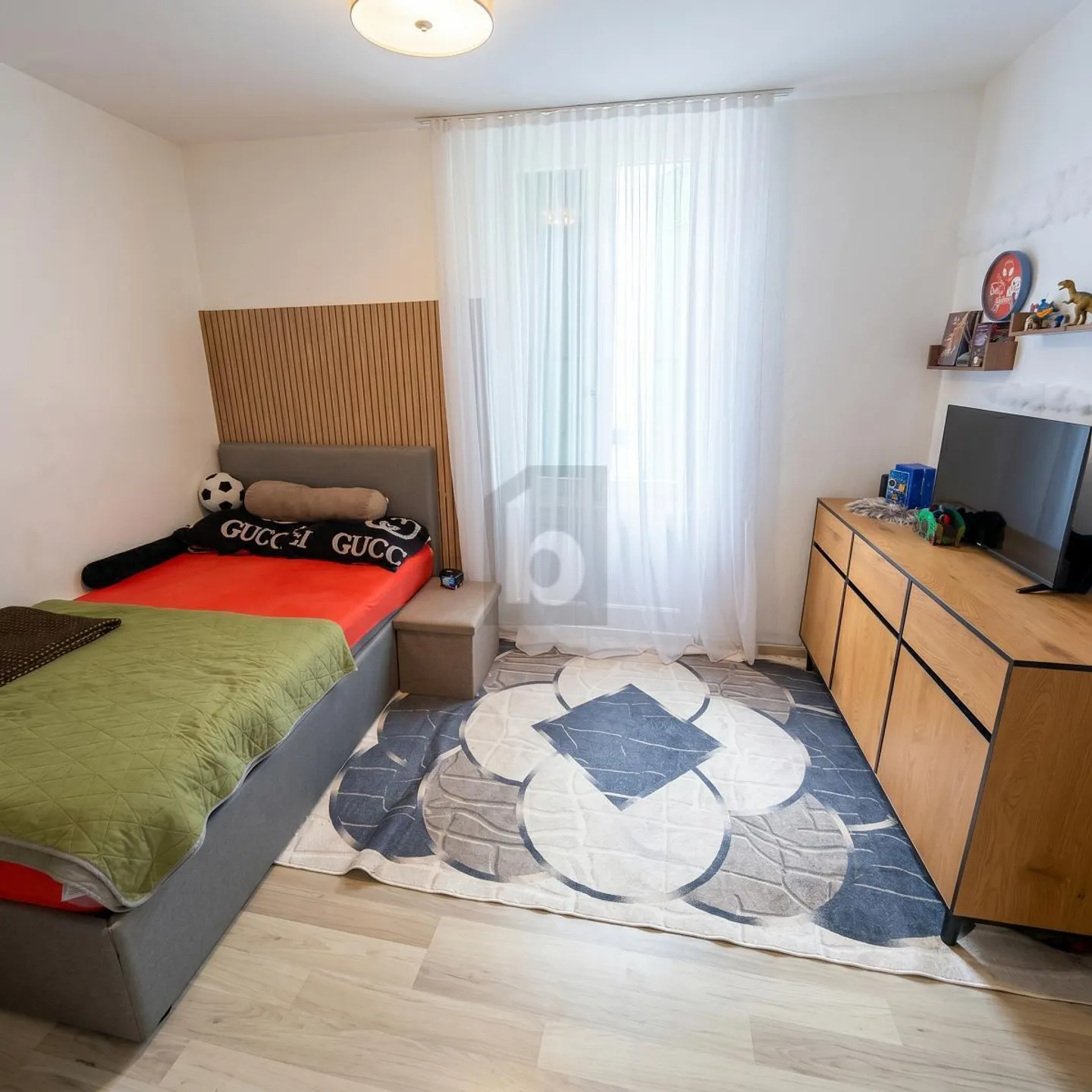 RARE INVESTMENT OPPORTUNITY - Photo 5 of 6