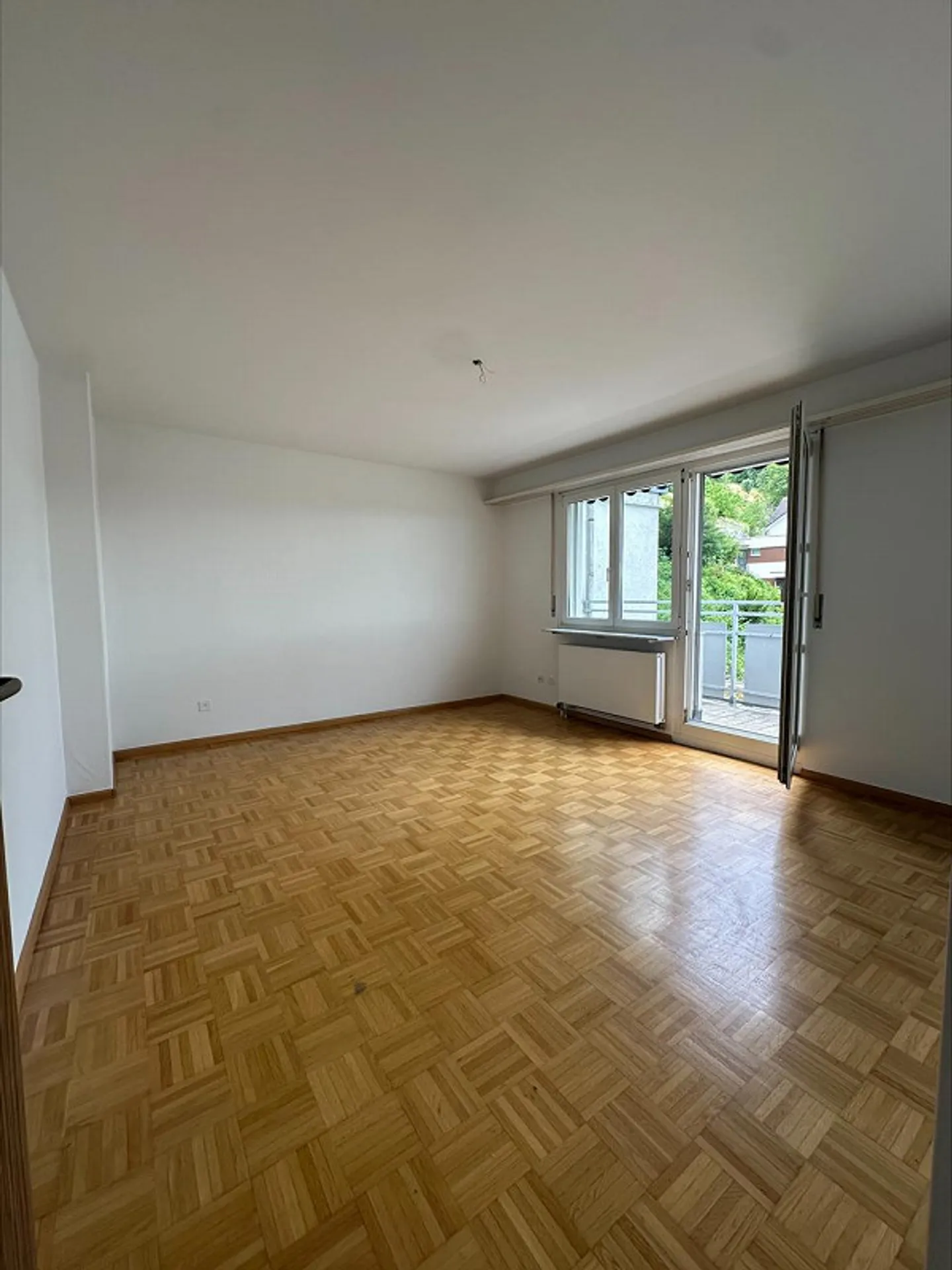 Charming 2-Room Apartment - Photo 8 of 11