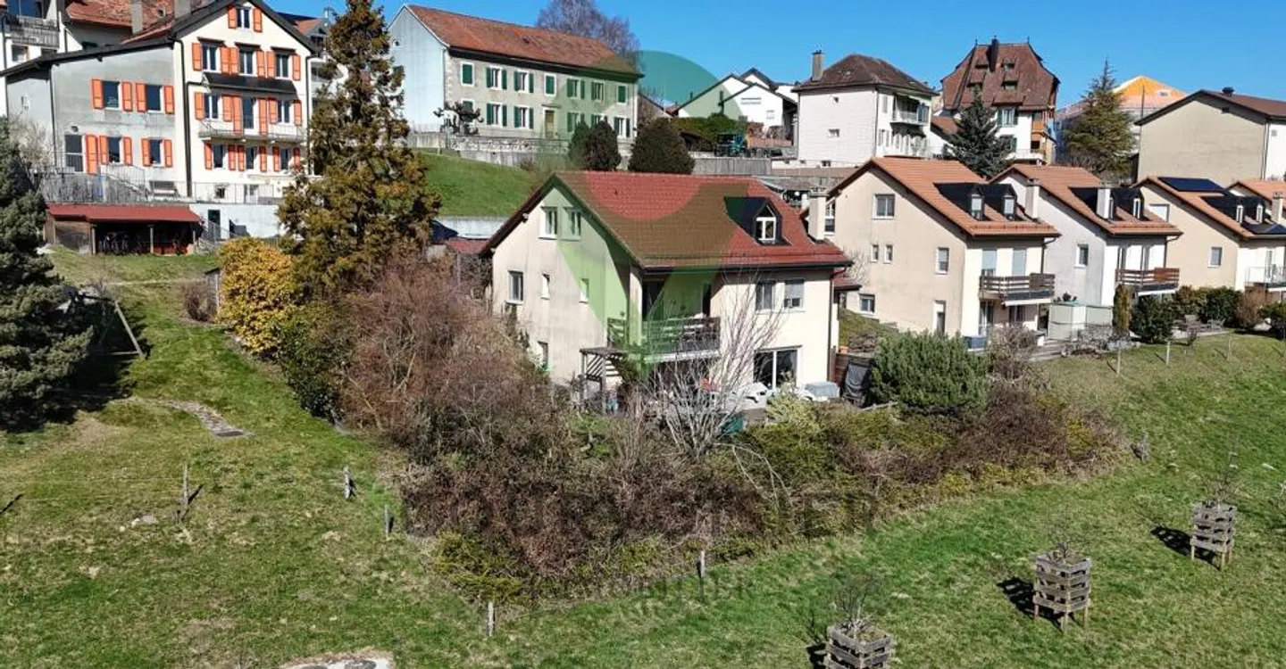 Maison spacieuse avec appartement - Photo 1 sur 13