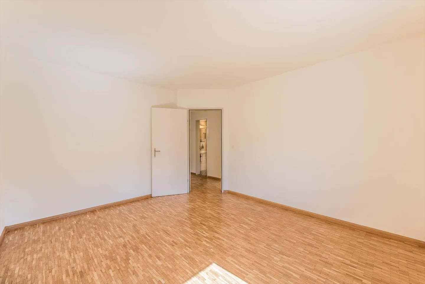 Appartamento in affitto - Foto 8 di 11