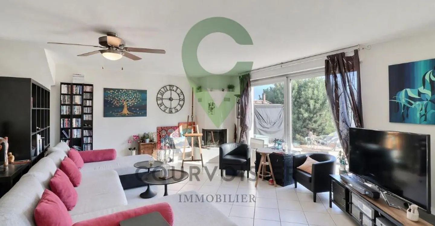 Maison spacieuse avec appartement - Photo 4 sur 13