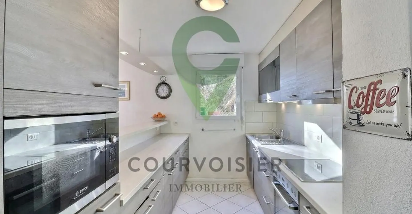 Maison spacieuse avec appartement - Photo 6 sur 13