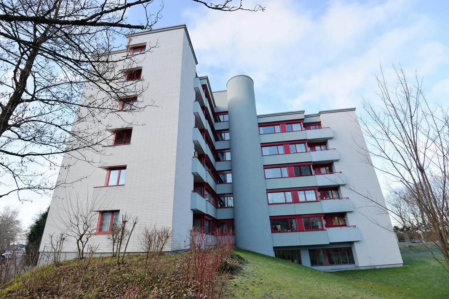 Geräumige Wohnung in Zug - Foto 2 von 10