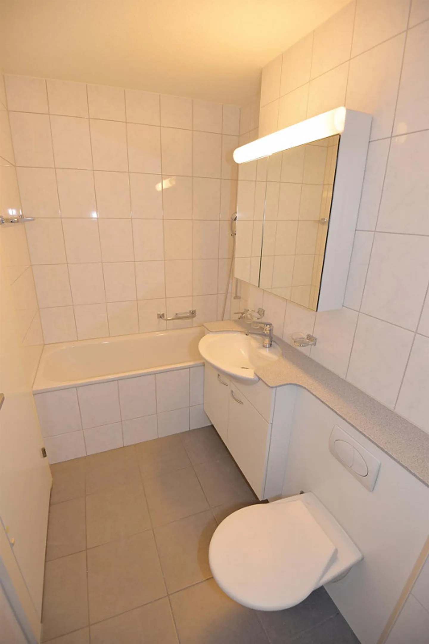 Geräumige Wohnung in Zug - Foto 9 von 10