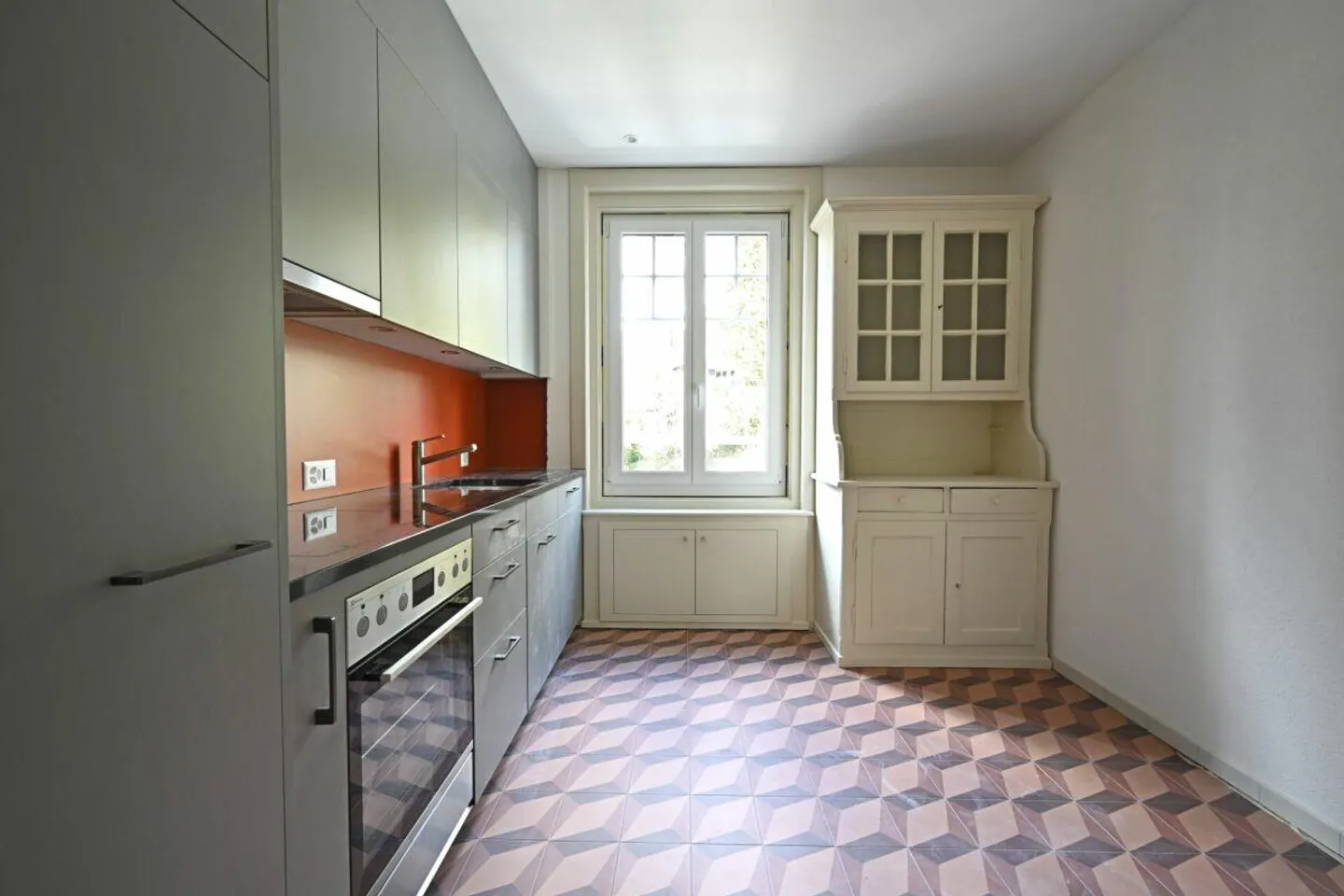 Renovated 3-room apartments in the popular Länggassquartier in Bern - Photo 2 of 9