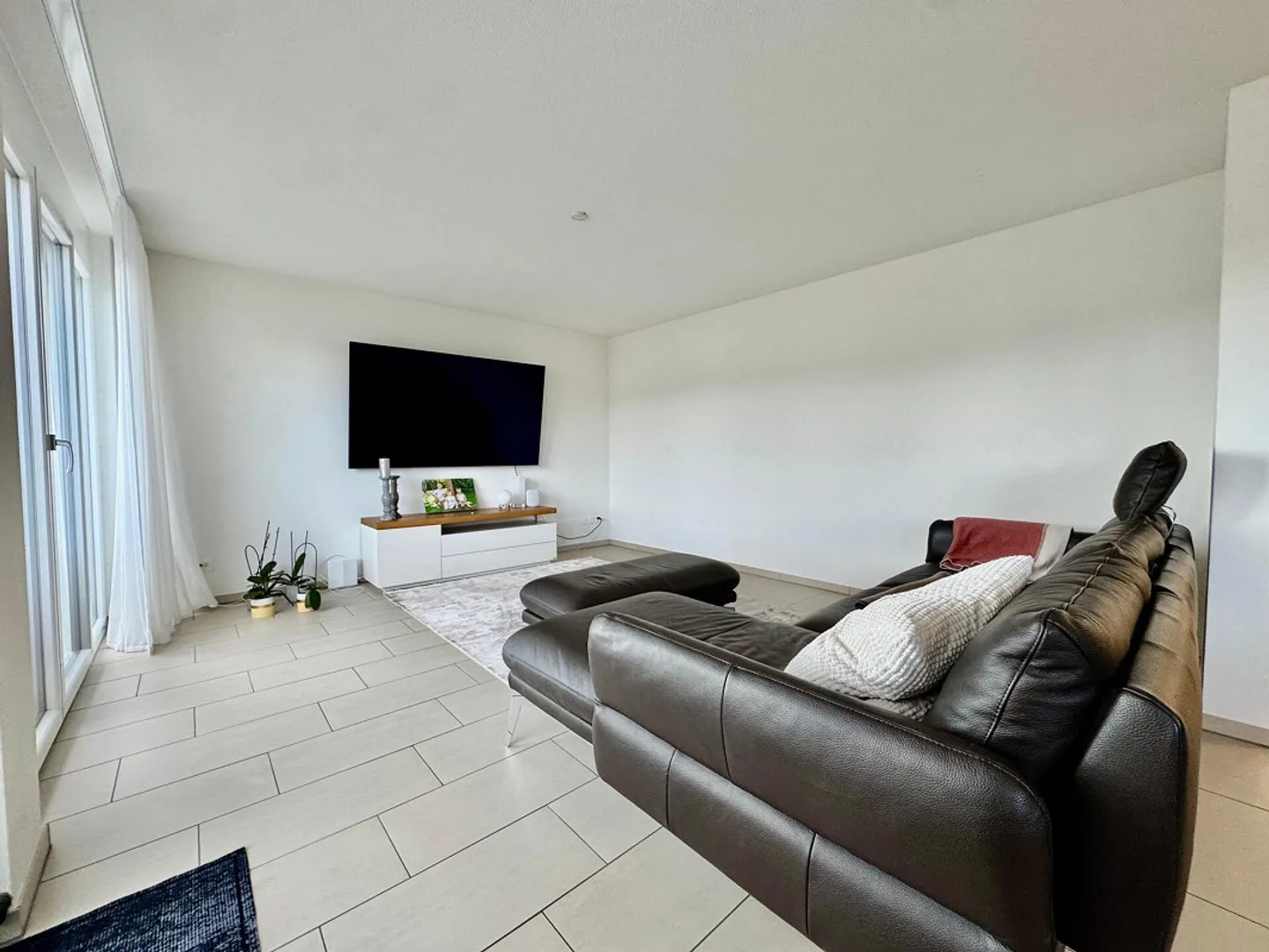 Plenty of Space to Feel Good - Photo 5 of 13