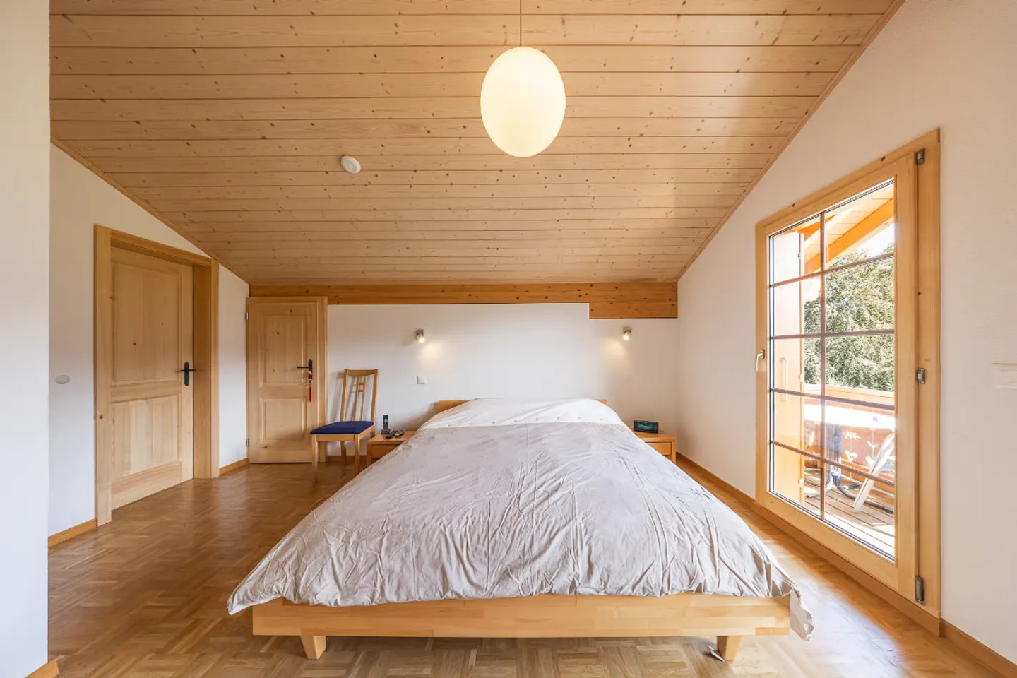 Généreux chalet au calme et avec vue panoramique - Foto 9 di 13