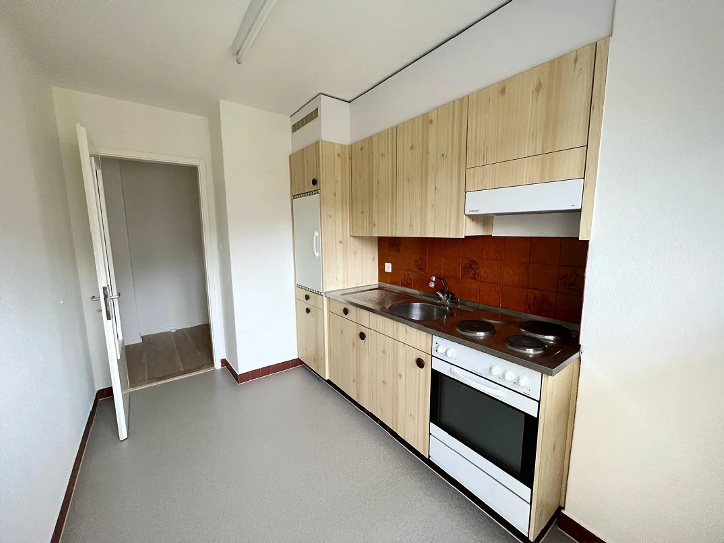 Appartement 2 pièces dans un emplacement calme et ensoleillé - Photo 6 sur 8