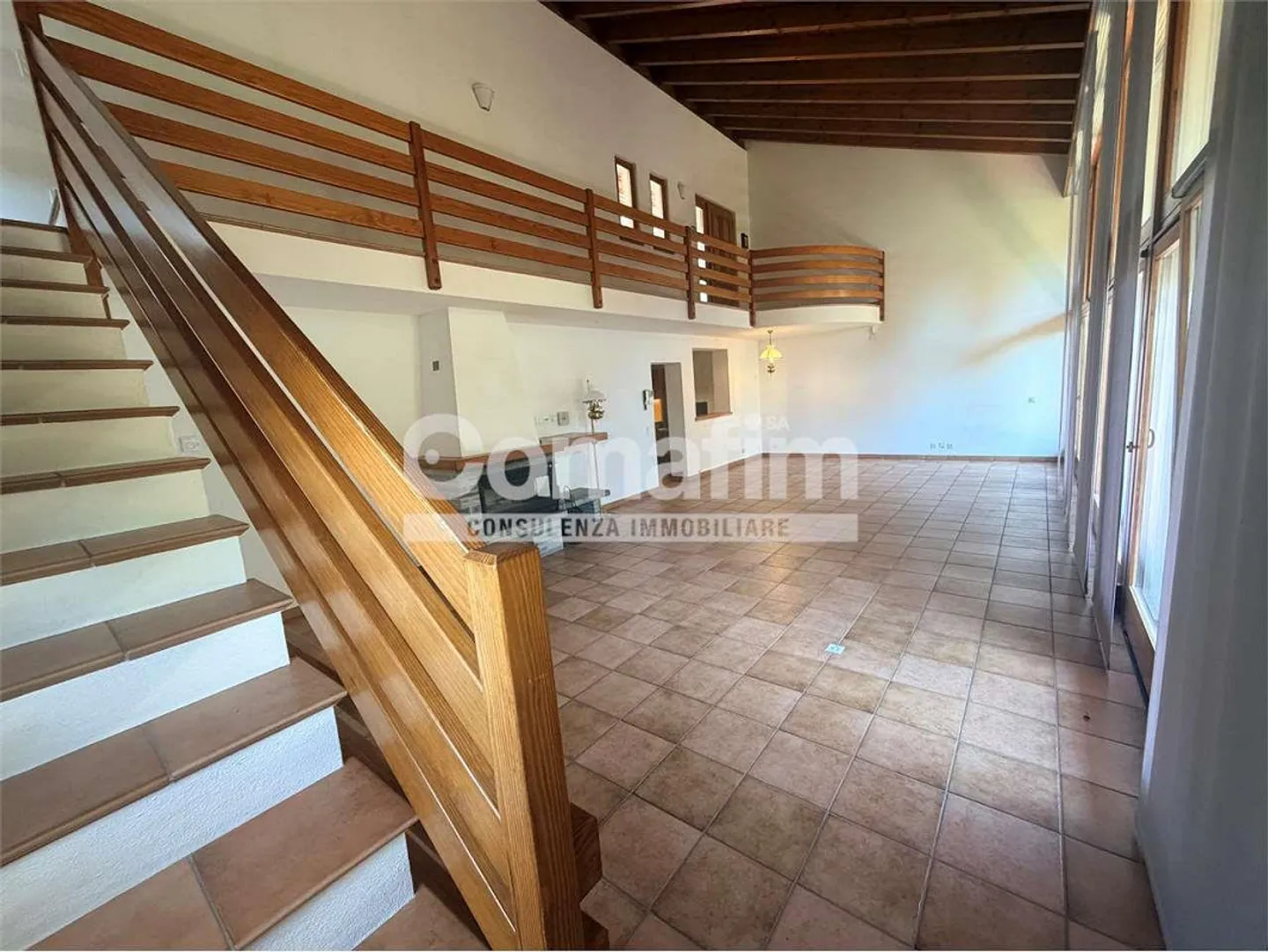 Spacious semi-detached house with garden in a quiet area in Cadro - Photo 1 of 13