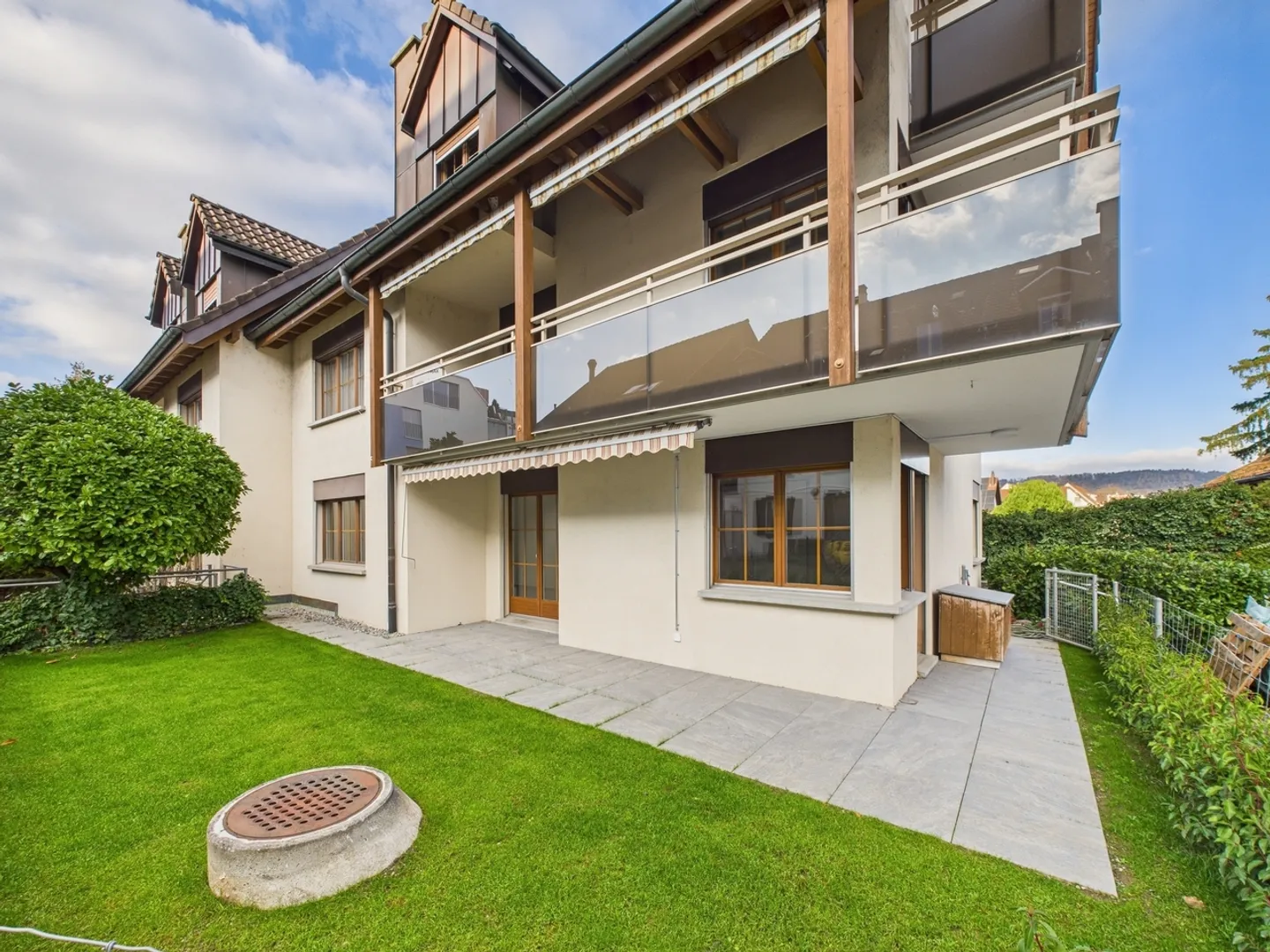 Appartement lumineux de 3,5 pièces à Dietikon - Première occupation après rénovation - Photo 1 sur 13