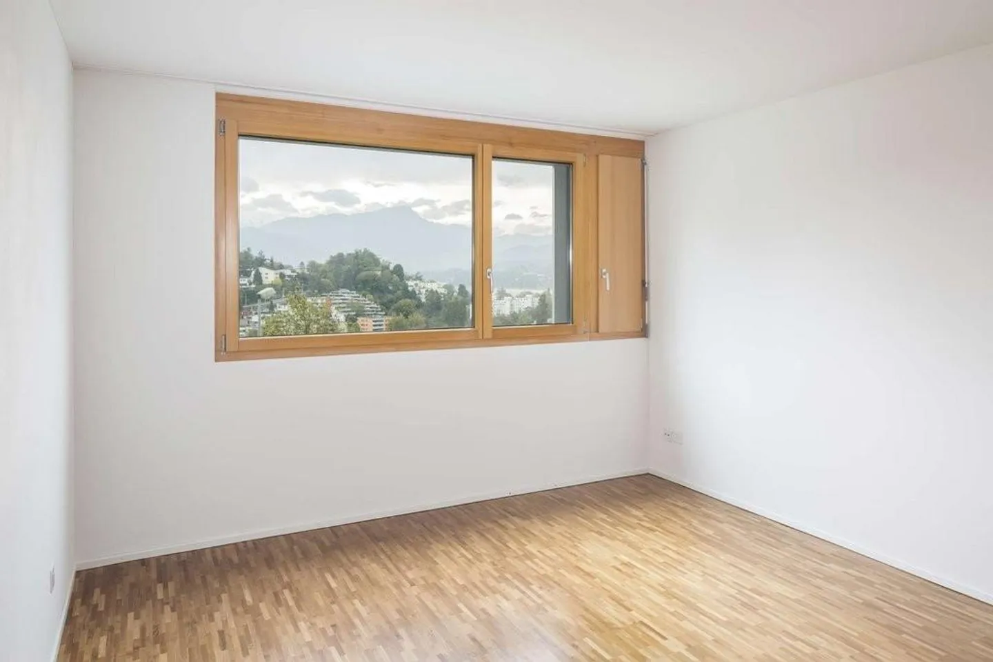 Charmante Wohnung mit Seeblick - Foto 7 von 7