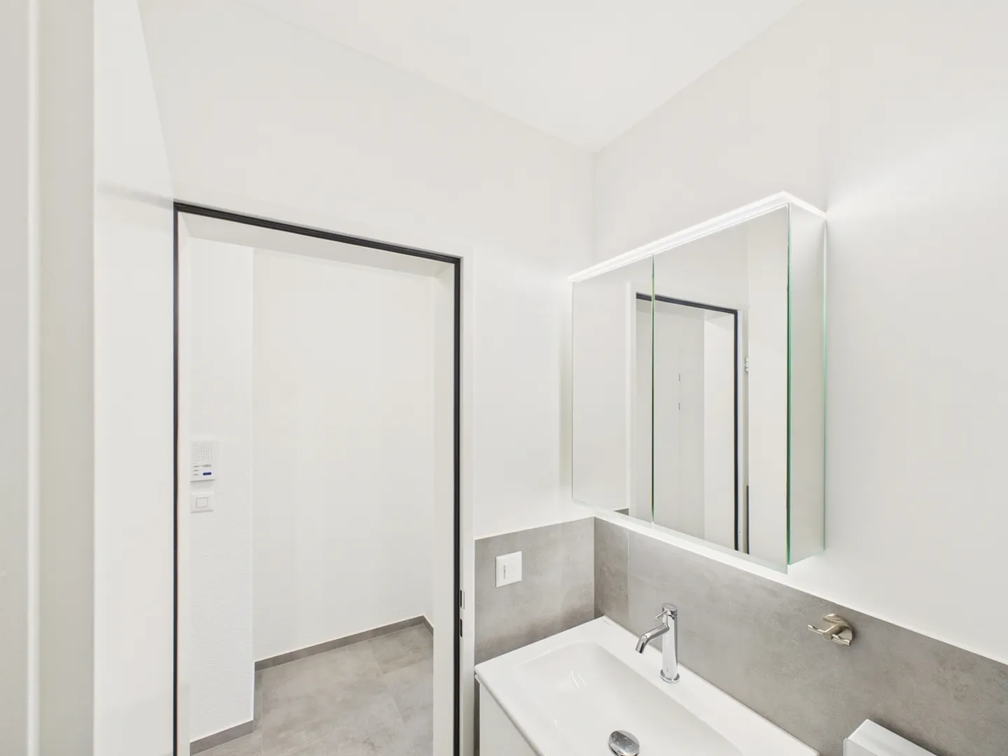 Appartement lumineux de 3,5 pièces à Dietikon - Première occupation après rénovation - Photo 11 sur 13