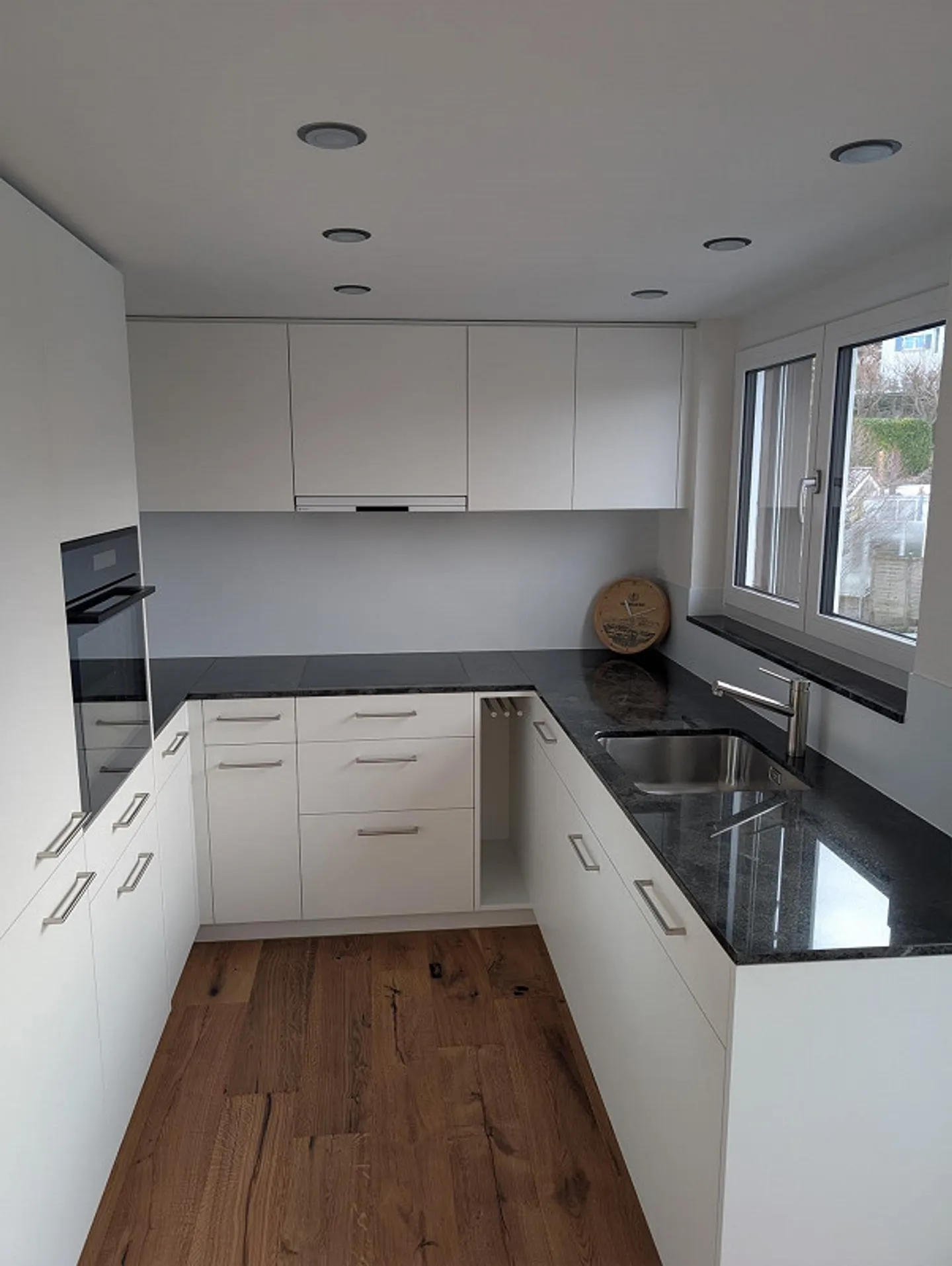 Appartement rénové de 2,5 pièces - Photo 1 sur 7