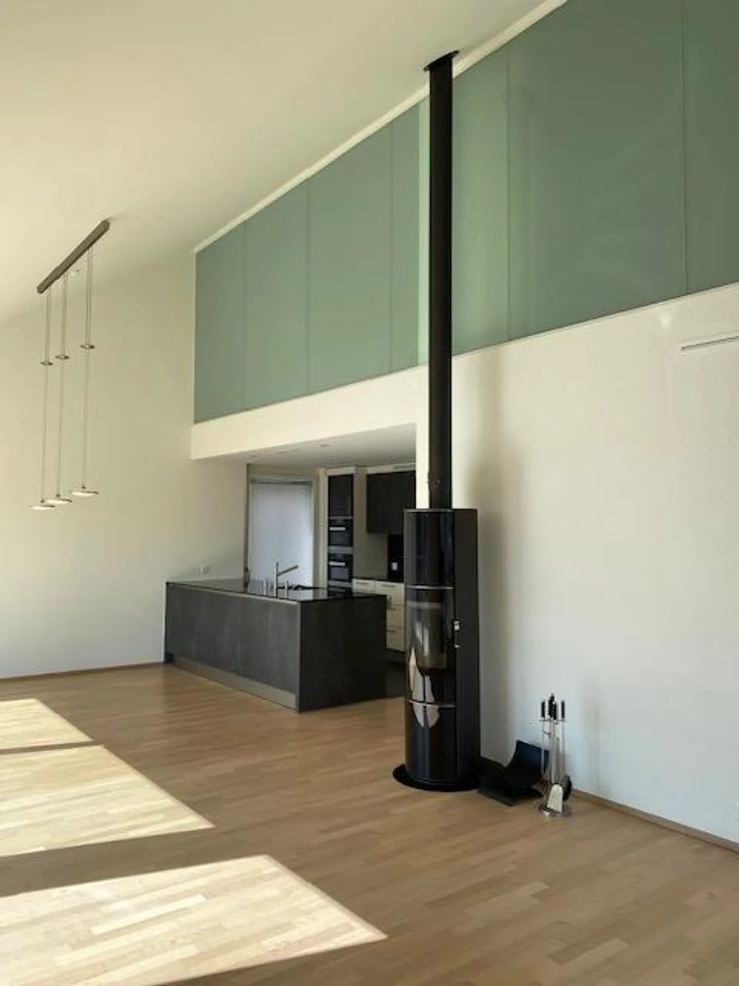 Exklusive 6.5-Zimmer-Attika-Terrassenwohnung an Top-Lage in Winterthur - Foto 1 von 13