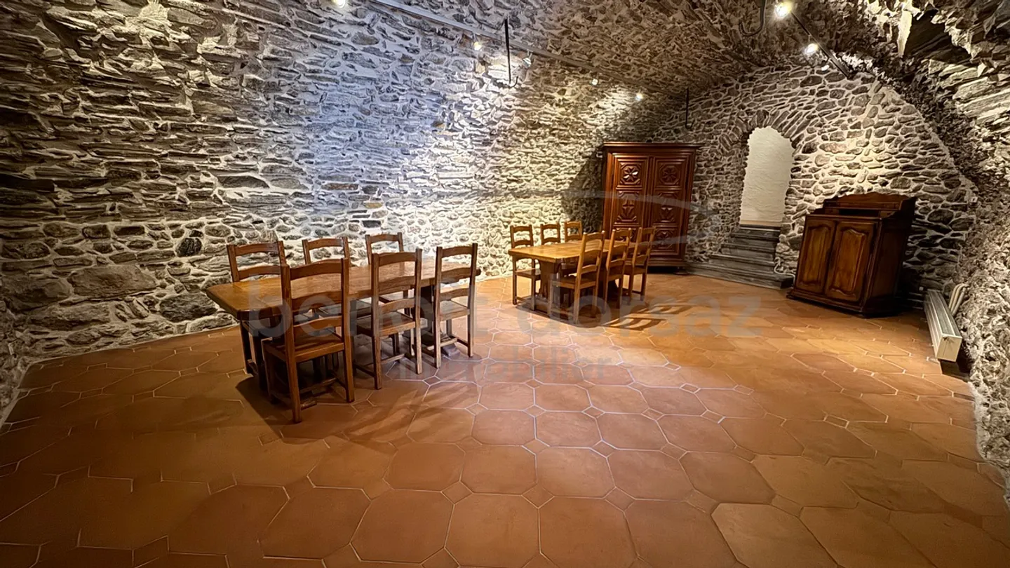 Centro storico, magnifico straordinario cellar - Foto 3 di 7