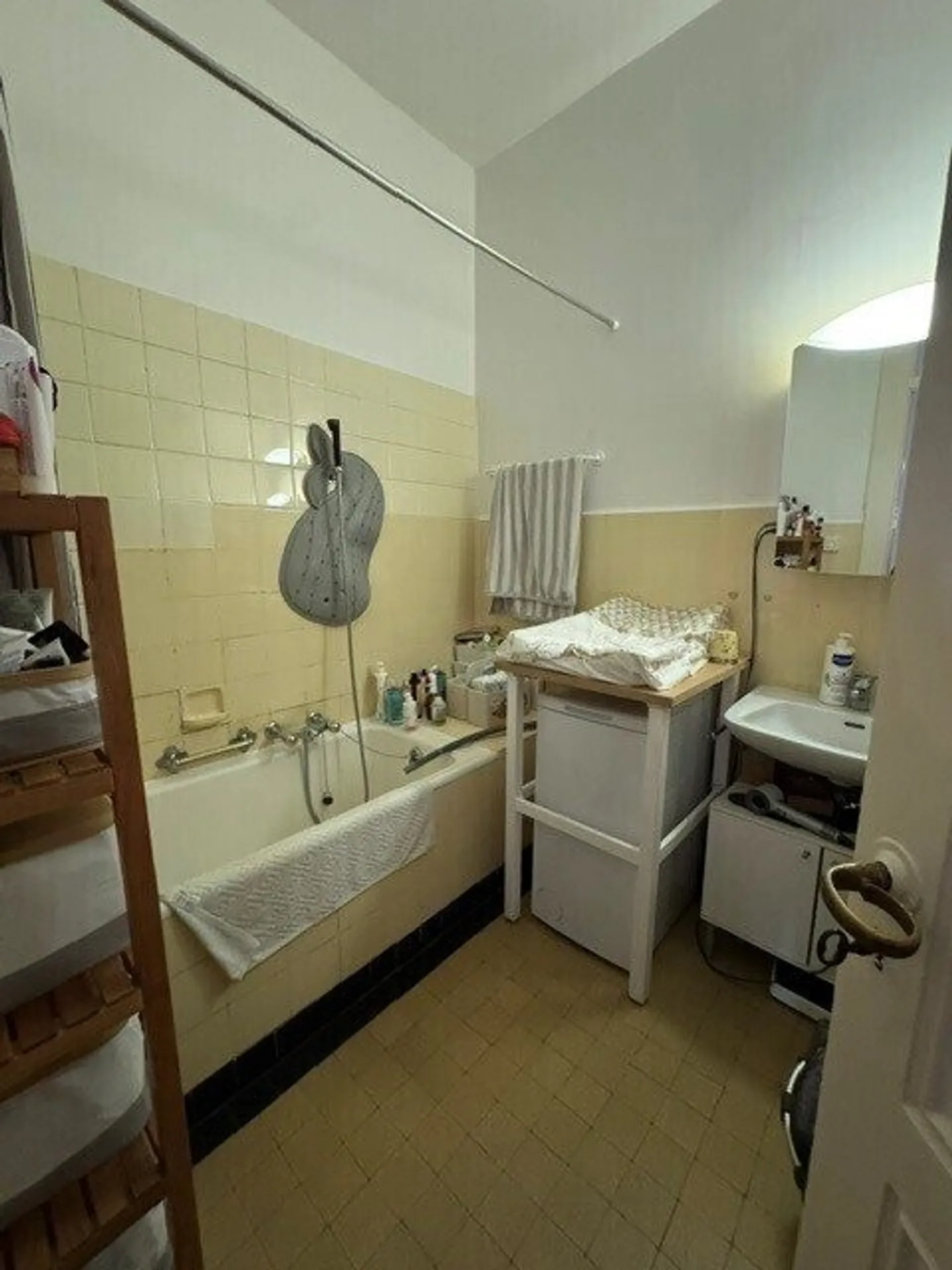Zu ergreifen! Wunderschöne Wohnung in der Nähe aller Annehmlichkeiten! - Foto 7 von 7