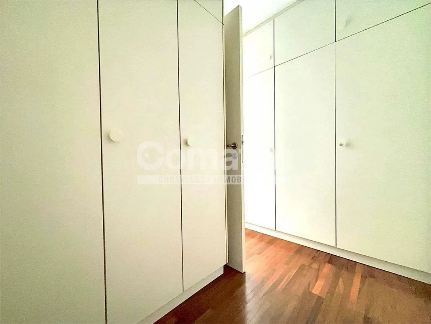 L'attico luminoso e personalizzabile - Foto 9 di 13