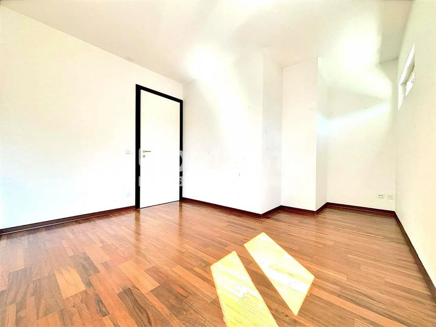 L'attico luminoso e personalizzabile - Foto 11 di 13
