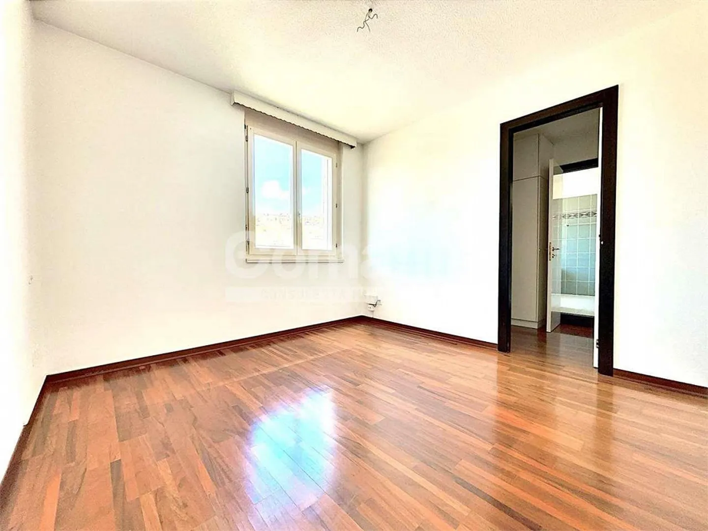 L'attico luminoso e personalizzabile - Foto 12 di 13