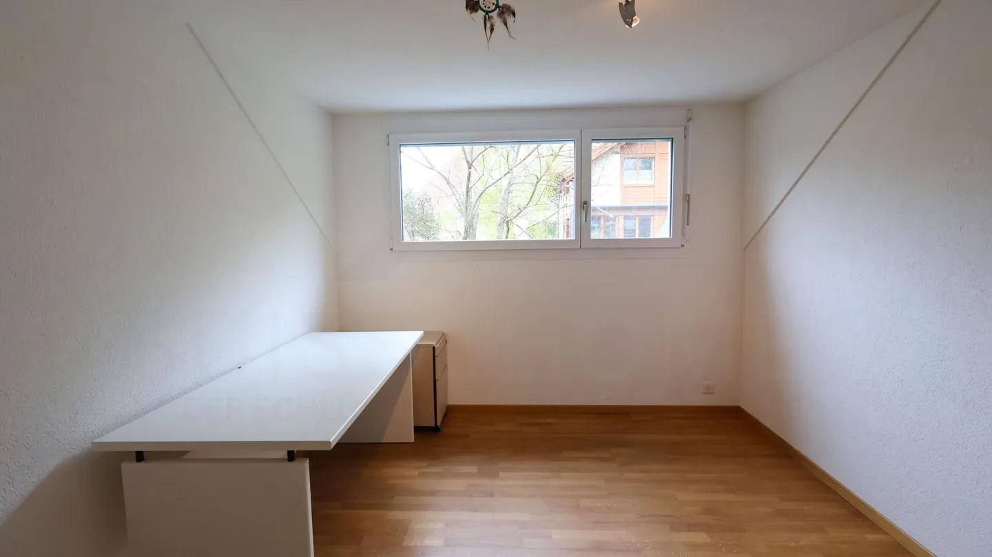 Maisonette attraente di 4,5 stanze in una posizione tranquilla - con balcone - Foto 10 di 19
