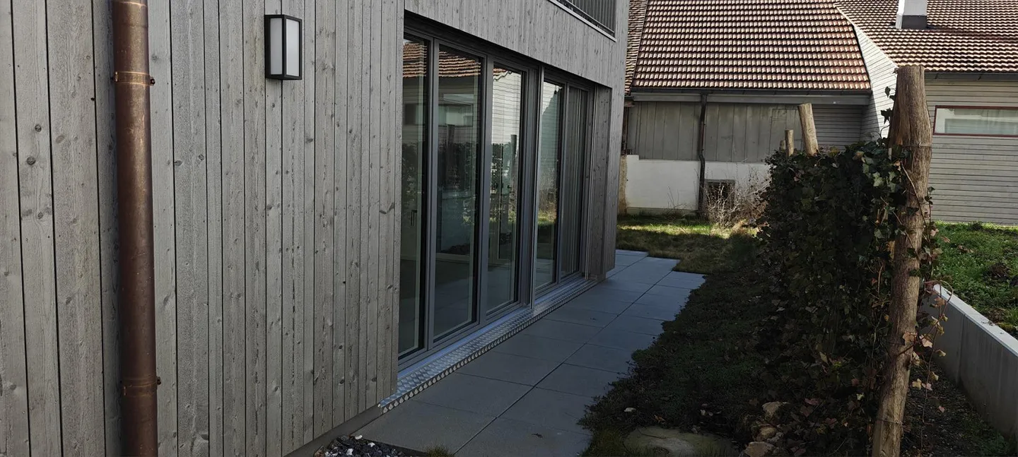Modern 3.5-room apartment with large terrace in Diegten - Photo 14 of 16