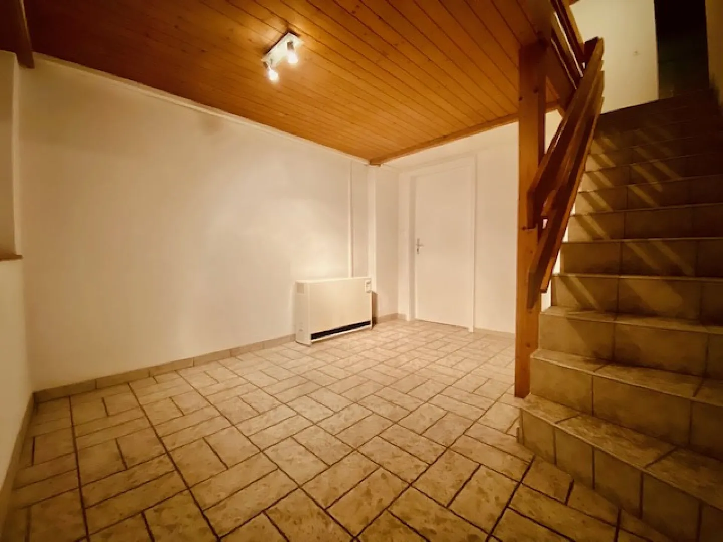 Proprietà di investimento conveniente o casa bifamiliare a Kollbrunn ZH - Foto 6 di 13