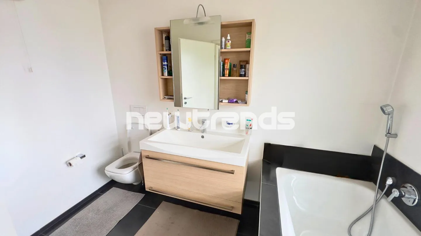 Breganzona – Villa avec 6,5 chambres, jardin privé et totale intimité - Photo 16 sur 30