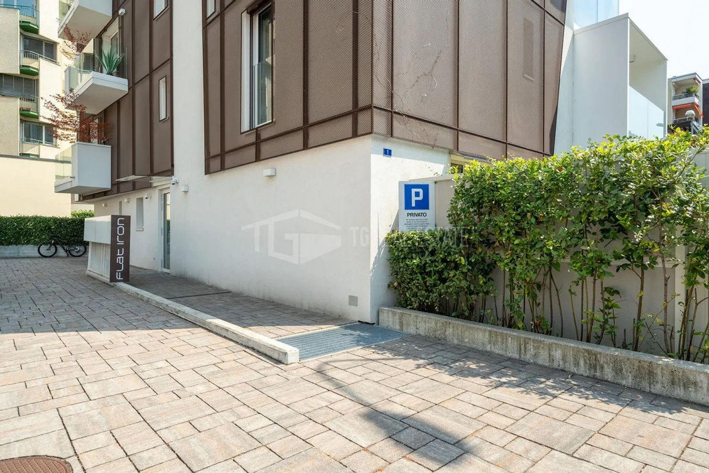 APPARTEMENT MODERNE DE DEUX PIÈCES AU CENTRE DE LUGANO - Photo 18 sur 19