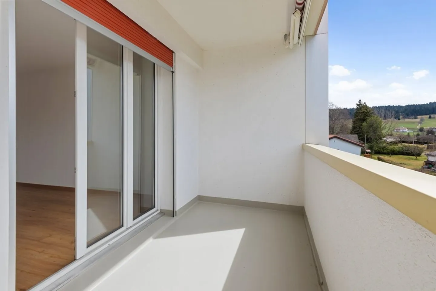 2-room apartment - Photo 2 of 7