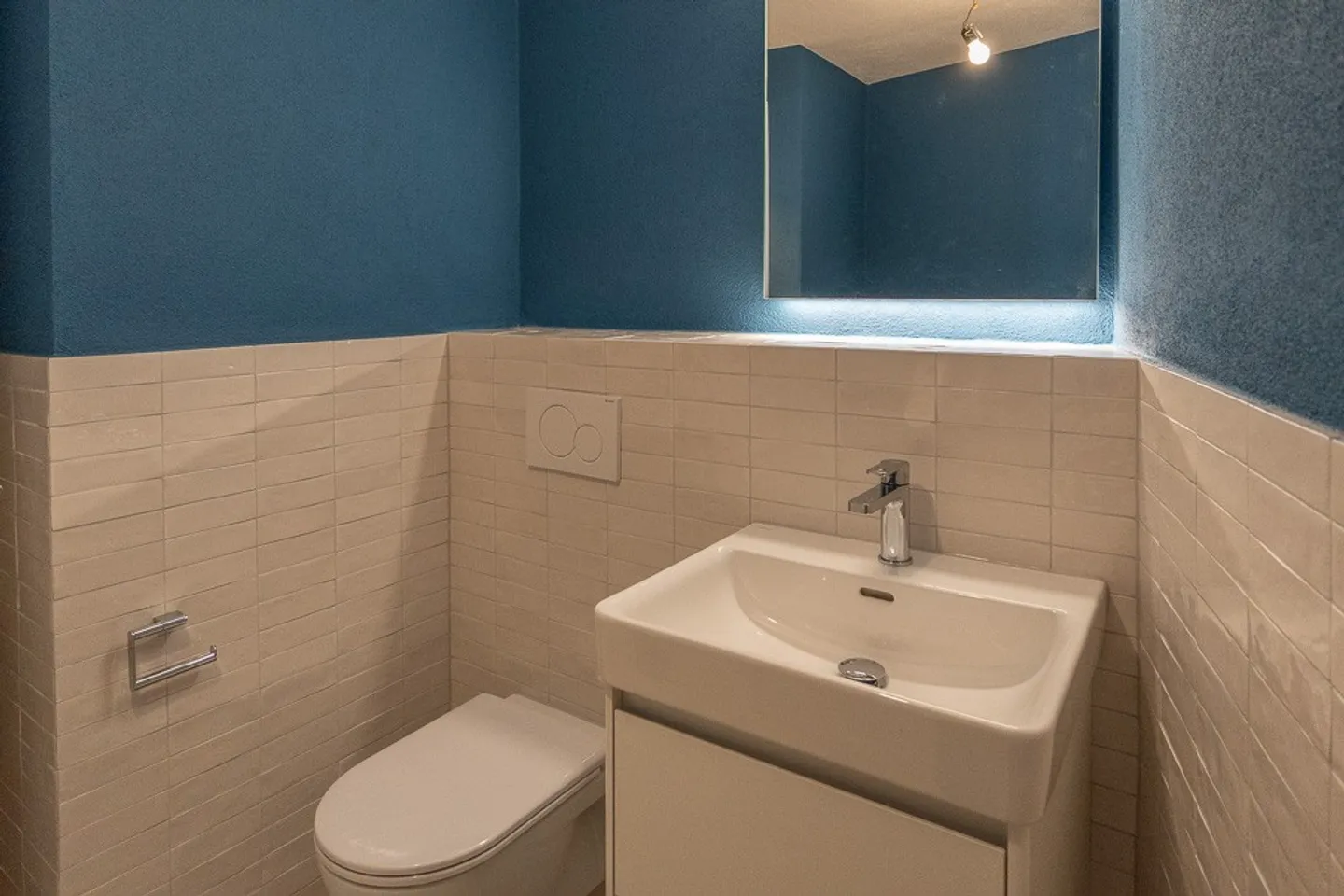 Charming 4.5-room apartment, 8th floor including underground parking (completely renovated) - Photo 9 of 13