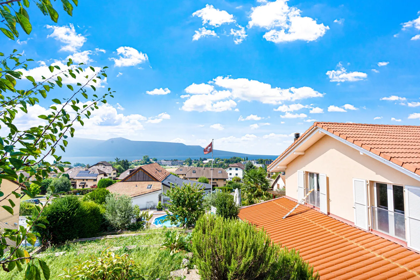 Exceptional house with swimming pool, terrace, garden and outdoor kitchen - Photo 12 of 12