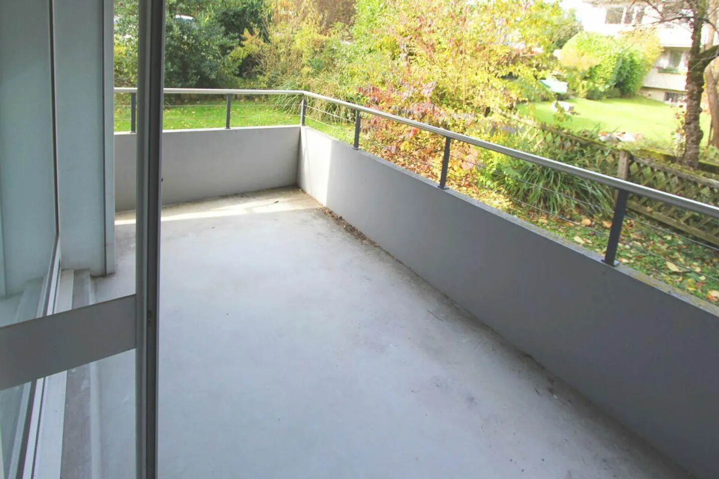 Living in popular Bottmingen - 4.5-room apartment with balcony - Photo 4 of 13