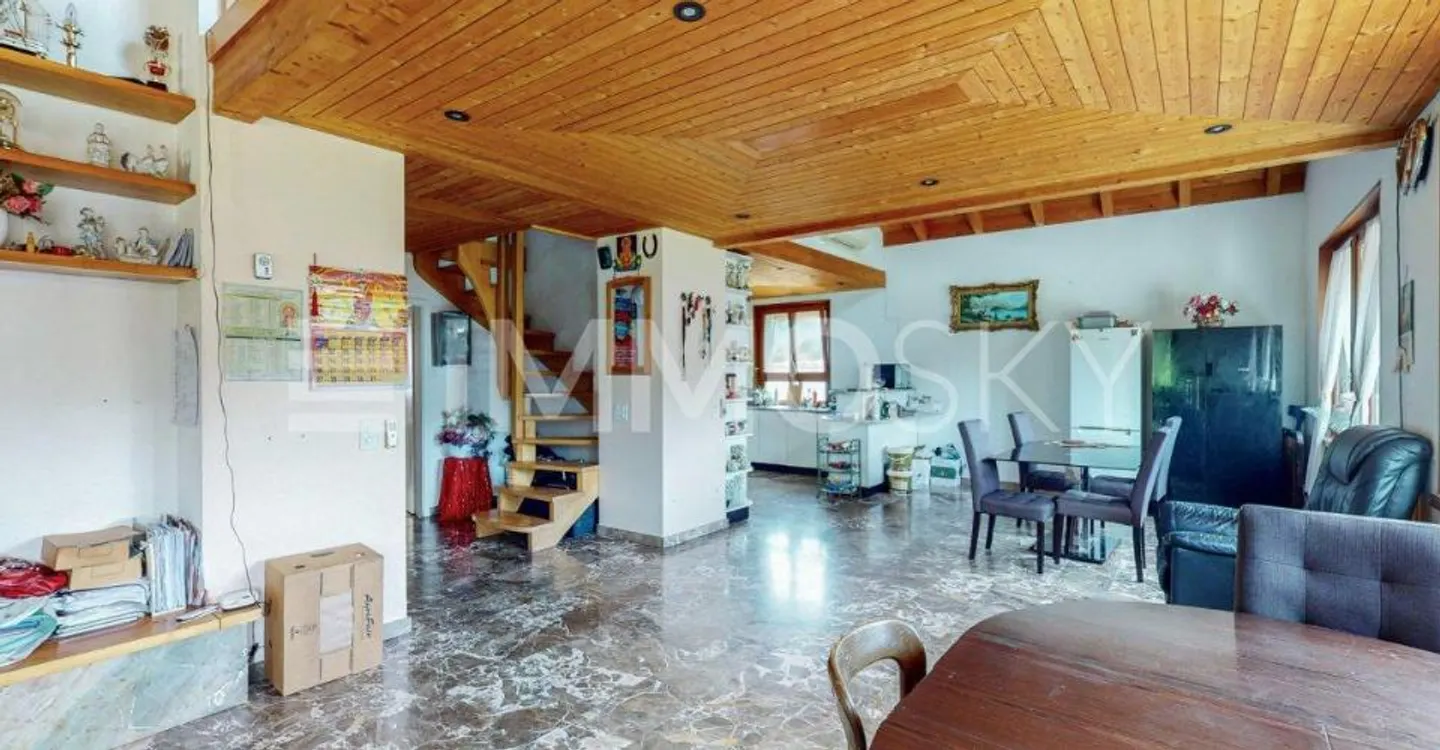 Spacious bright spaces with lake view and a mortgage at 0.8% - Photo 3 of 5