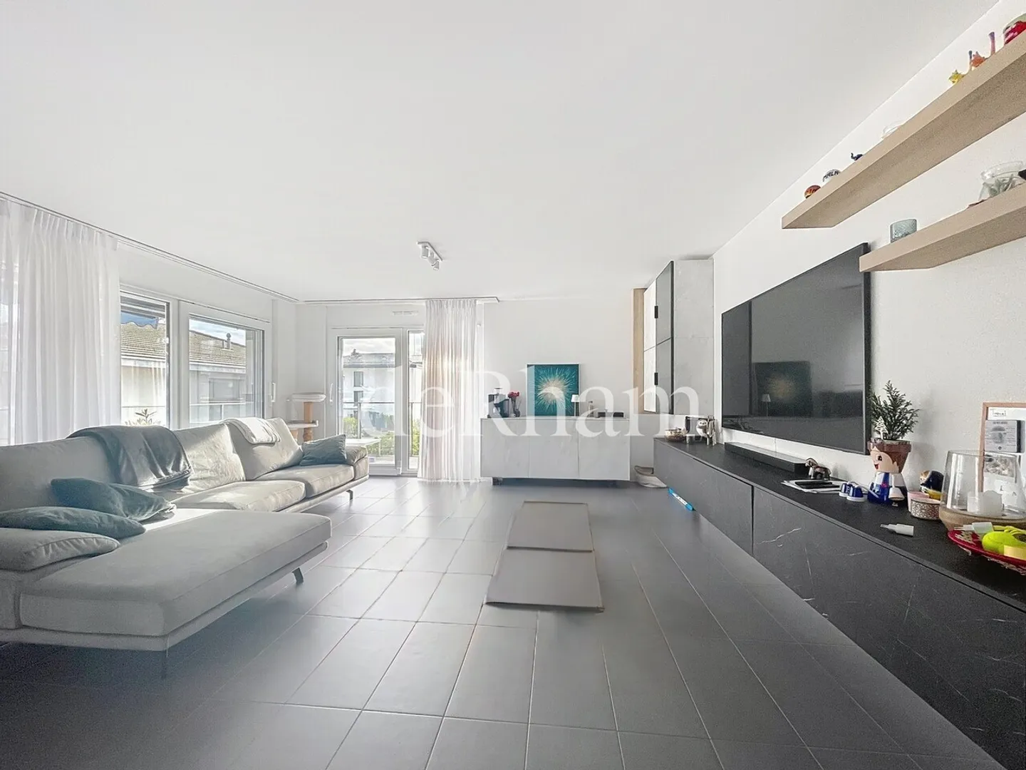 Appartamento Incantevole con Giardino - Foto 3 di 13