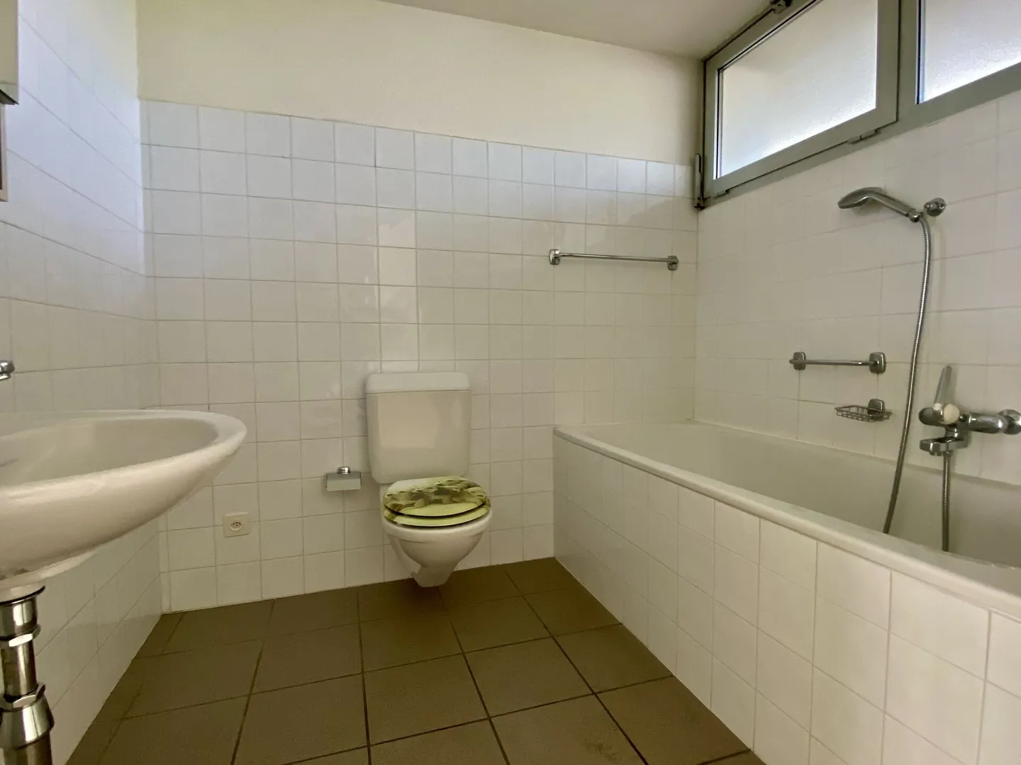 MUNDÁSC 2A, 6513 MONTE CARASSO (BELLINZONA) - Photo 10 of 17