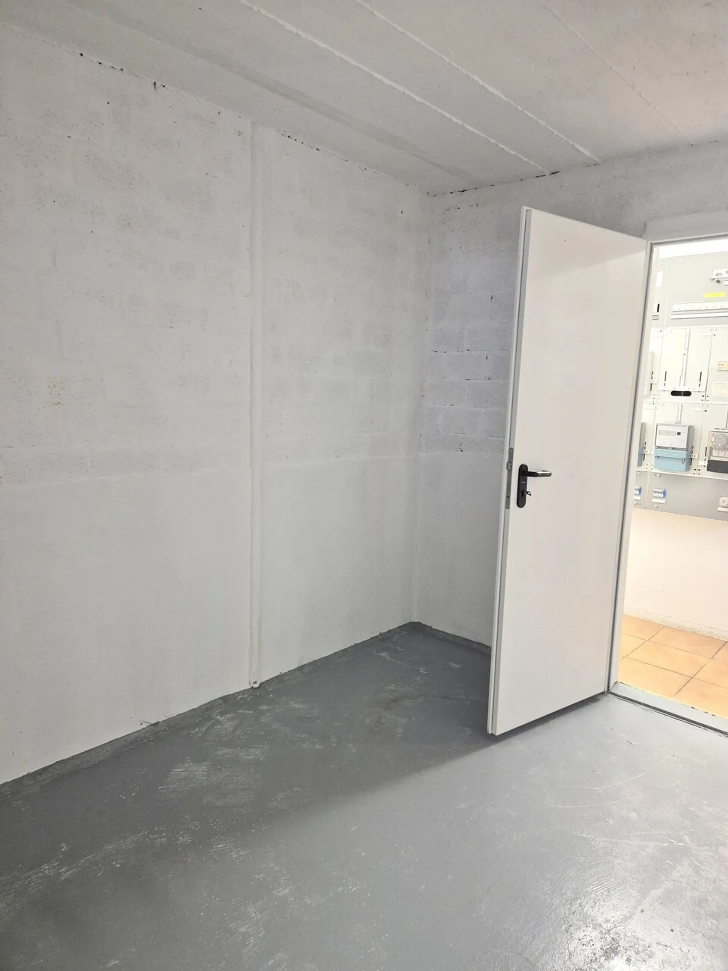 Magazzino di 20 metri quadrati - Foto 2 di 2
