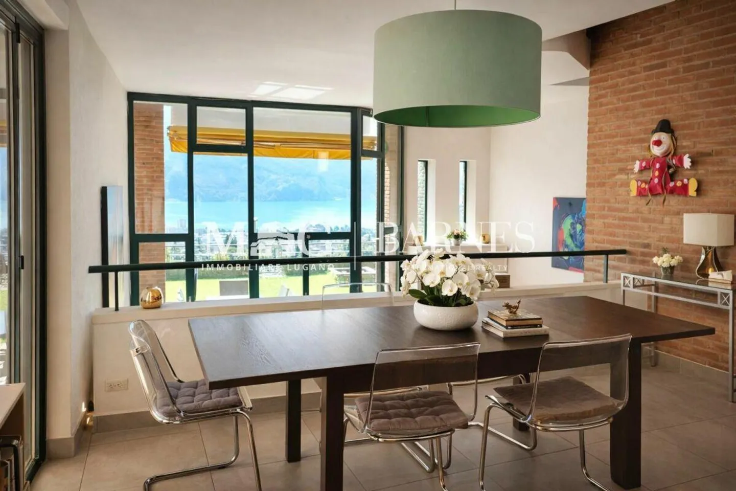 Lugano: Villa with private garden, porch and magnificent lake view - Photo 7 of 23