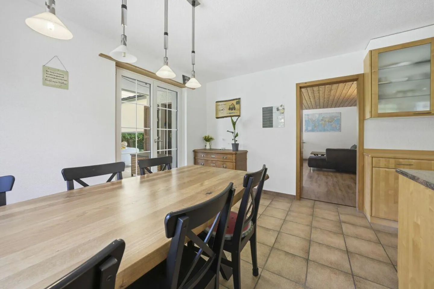 Detached family house with charm, privacy and sunny garden paradise - Photo 10 of 30