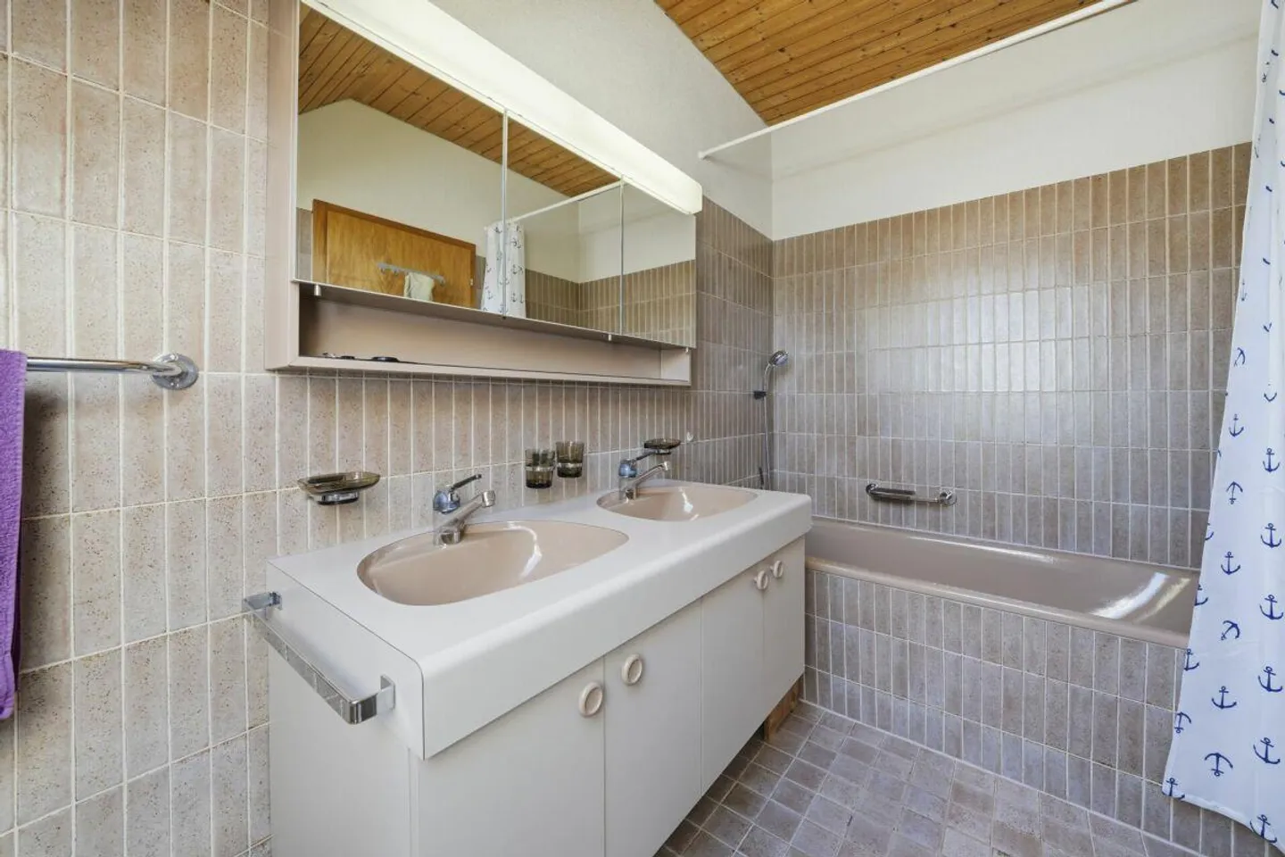 Detached family house with charm, privacy and sunny garden paradise - Photo 20 of 30