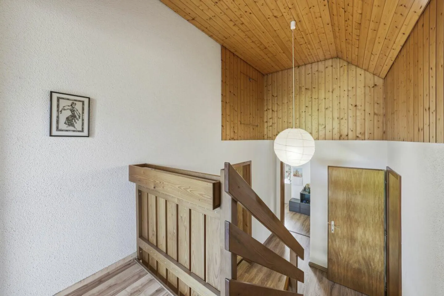 Detached family house with charm, privacy and sunny garden paradise - Photo 22 of 30