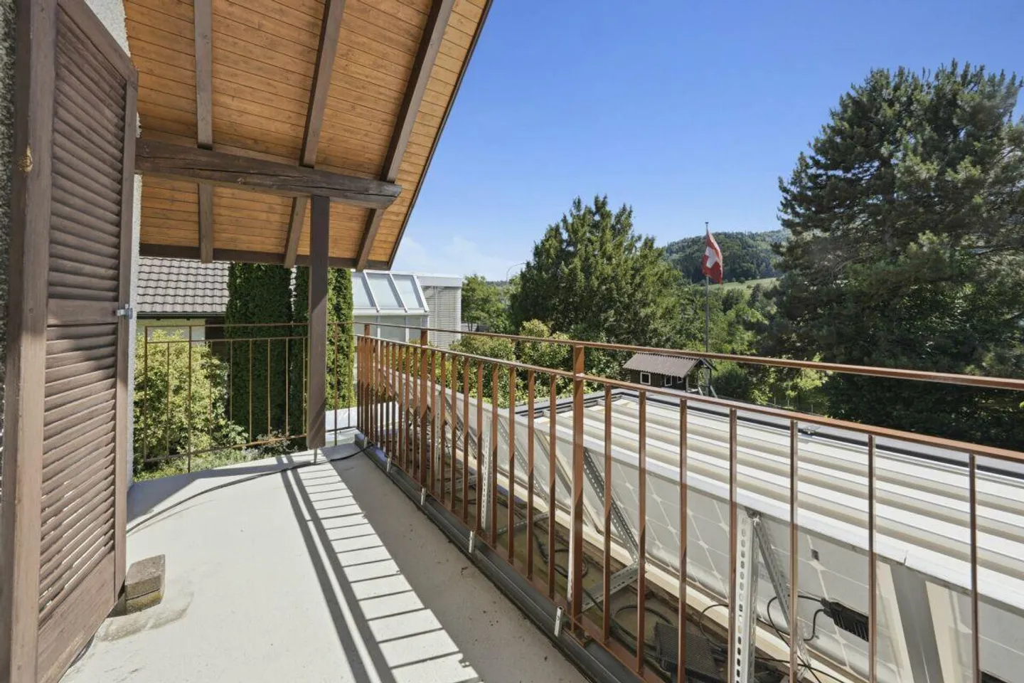 Detached family house with charm, privacy and sunny garden paradise - Photo 23 of 30