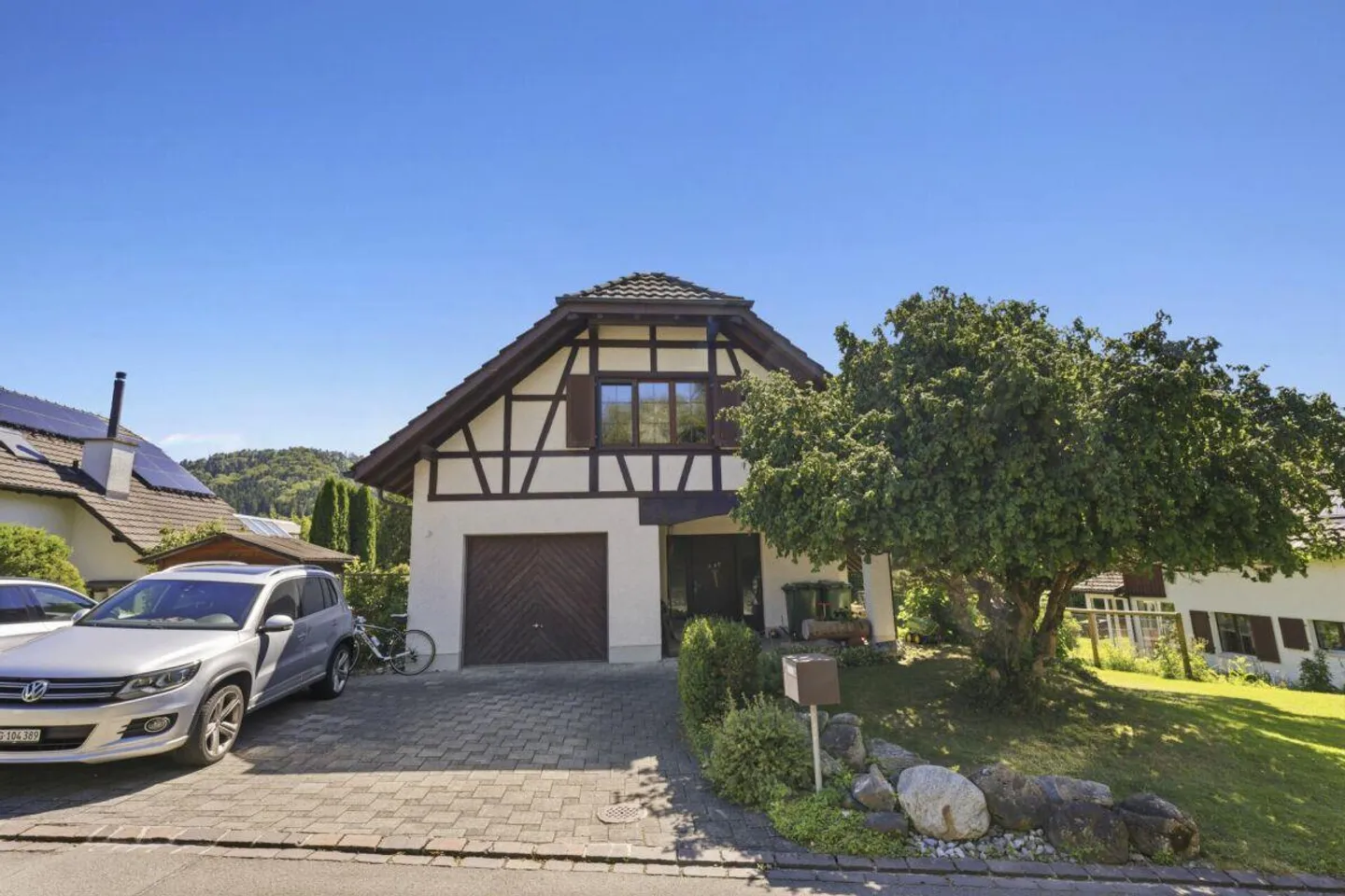 Detached family house with charm, privacy and sunny garden paradise - Photo 29 of 30