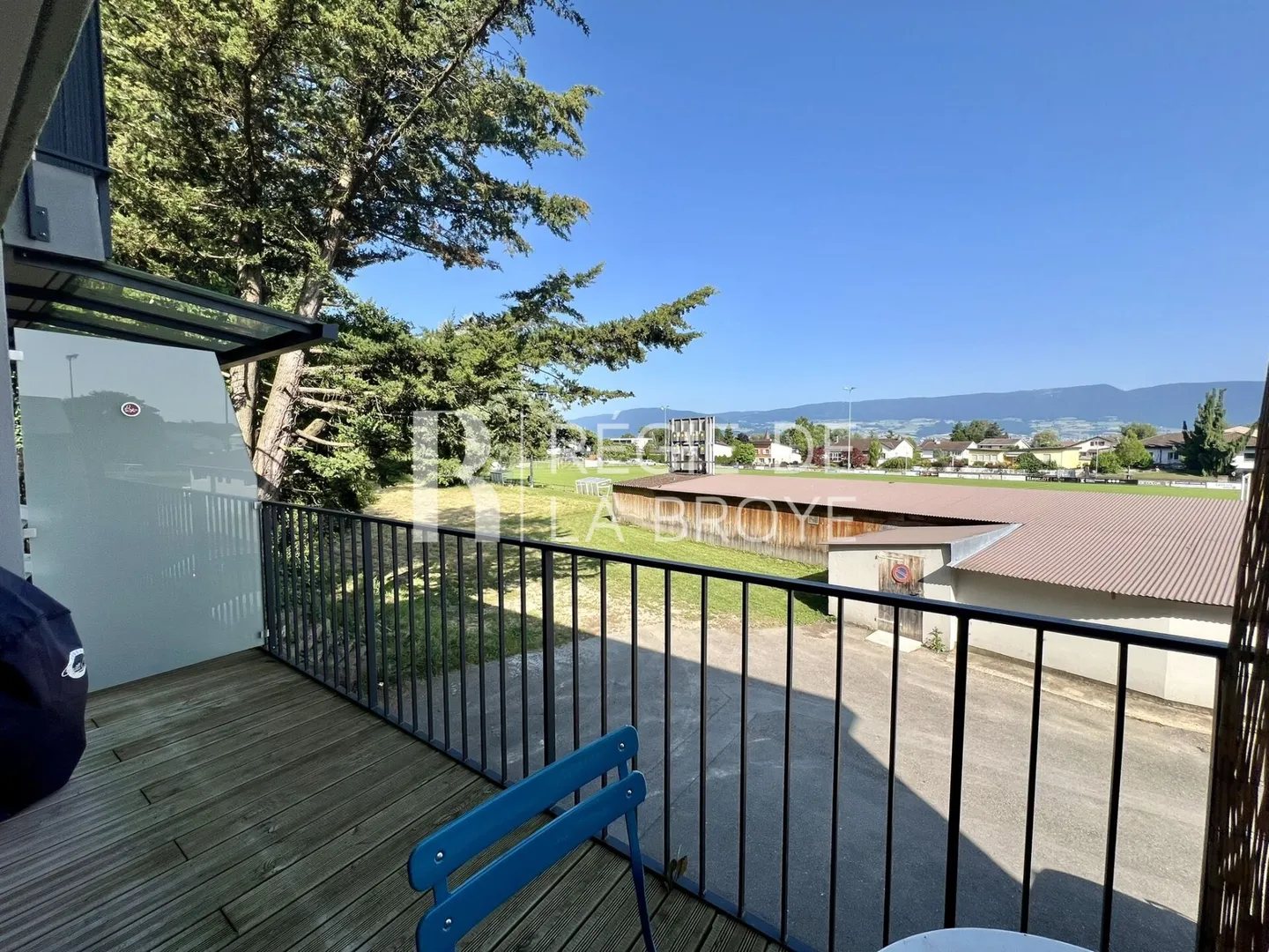 Superbo duplex arredato di 2,5 locali a Estavayer-le-Lac - Foto 2 di 16