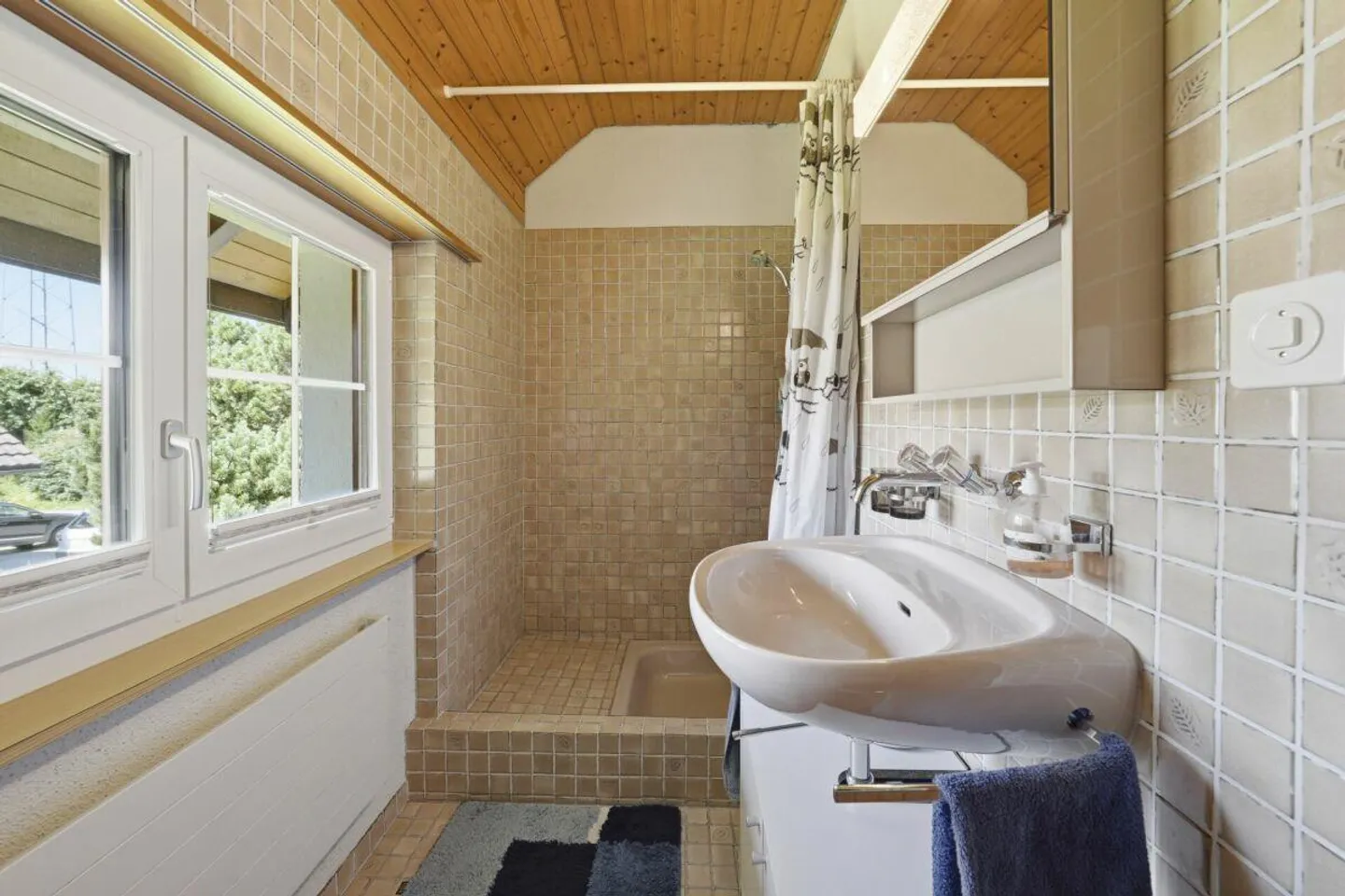 Detached family house with charm, privacy and sunny garden paradise - Photo 15 of 30