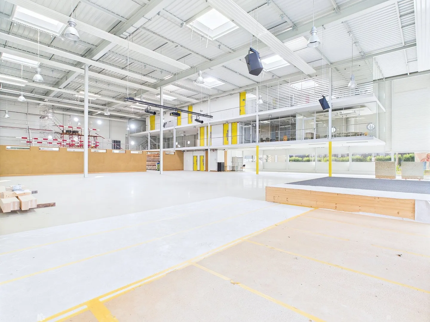 Verkaufs- und Bürofläche im Erdgeschoss im Industriequartier - Foto 4 von 13