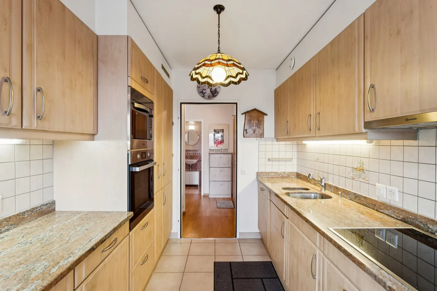 Spacious 5-Room Apartment - Photo 8 of 13