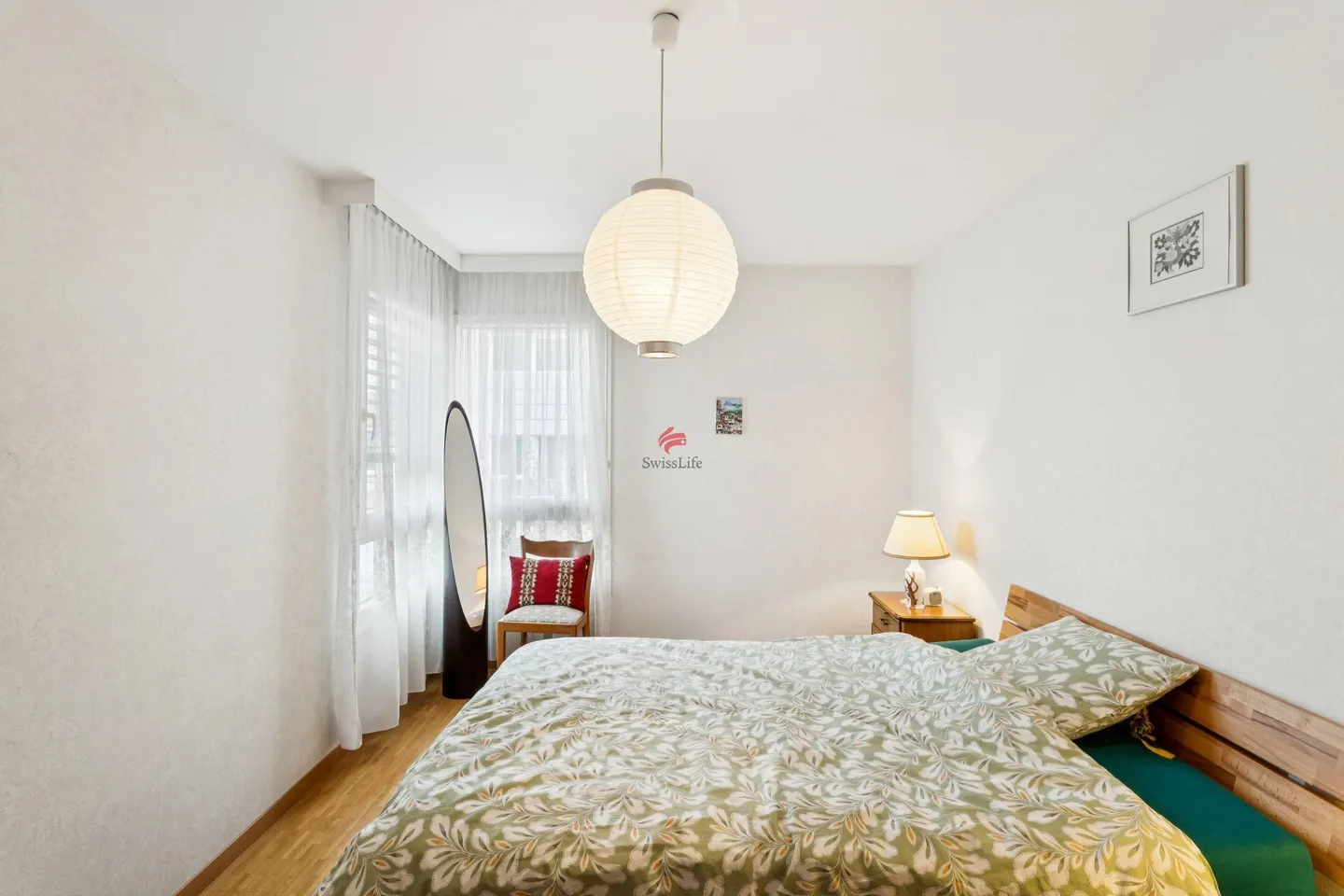 Spacious 5-Room Apartment - Photo 10 of 13