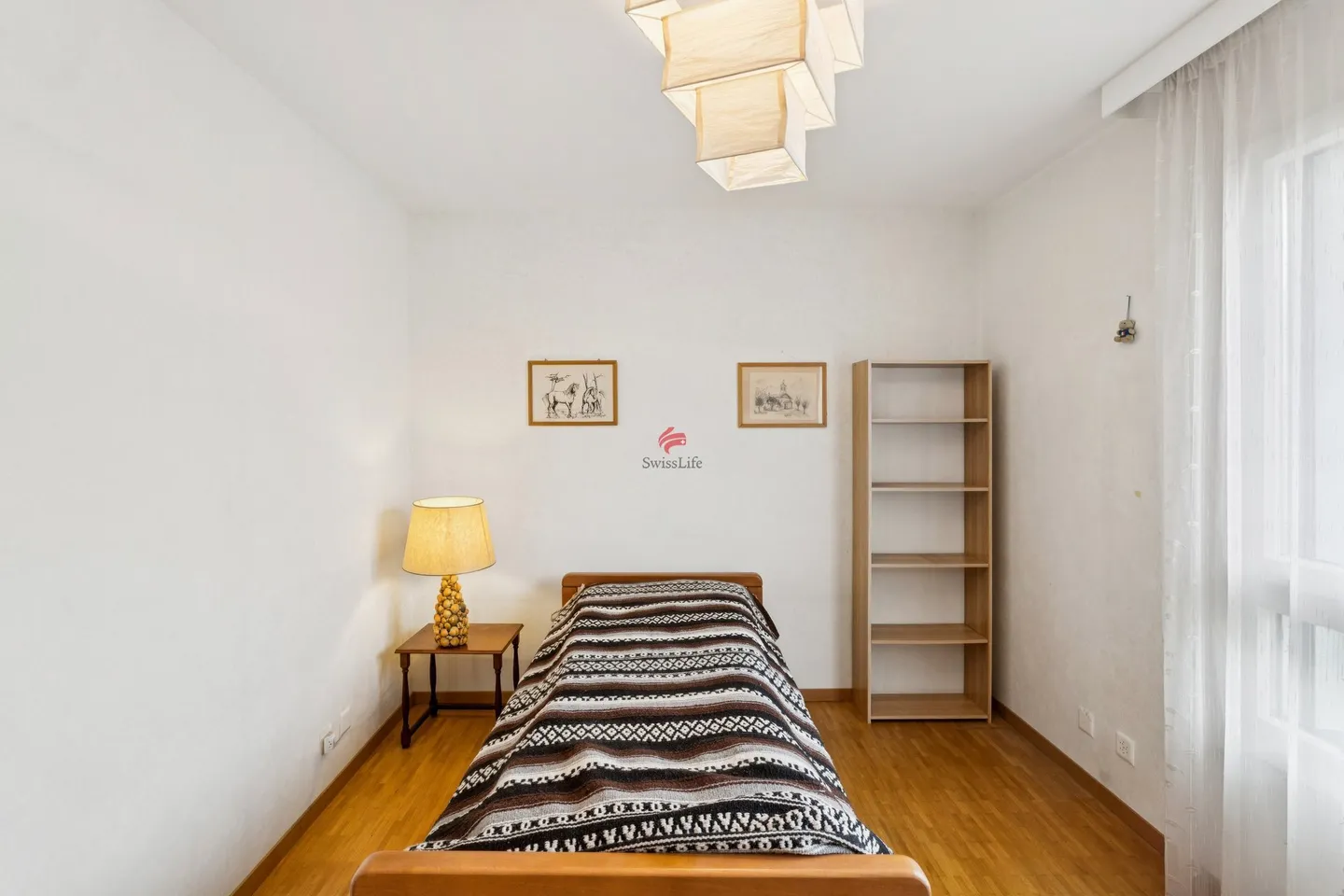 Spacious 5-Room Apartment - Photo 11 of 13